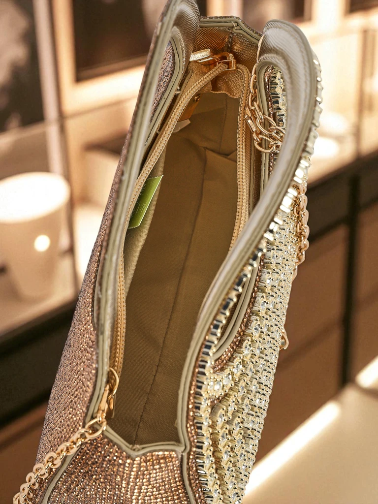 Royalfashion Дамска чанта тип плик с цирконии Myra Quill