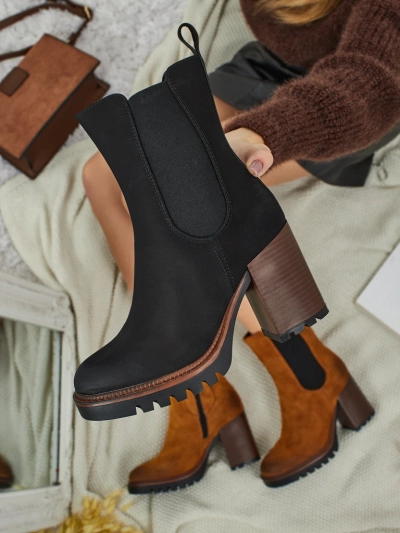 Дамски боти от еко велур на ток Soreya