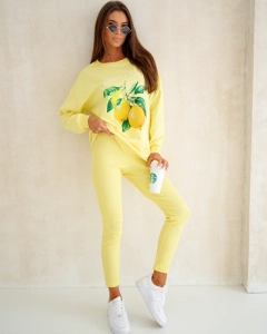 Лимоненожълт