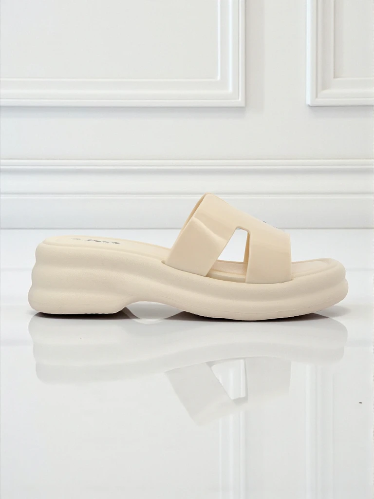 Royalfashion Дамски чехли на по-дебела подметка Nova Gloss