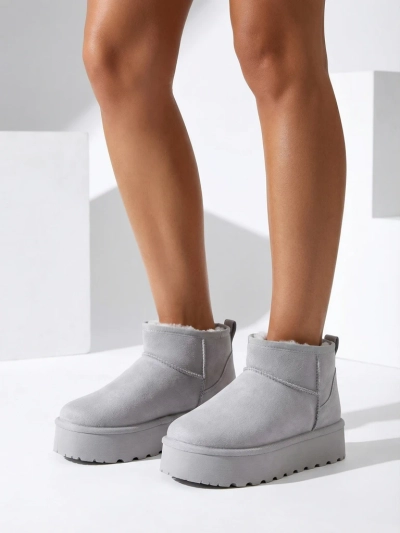 Royalfashion Къси дамски снежни ботуши а'ла Фофио