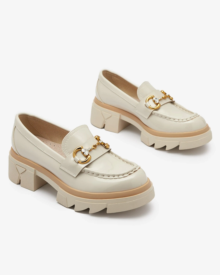 Лакирани бежови дамски мокасини с кристали Inriw - Обувки