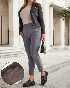 гълъбово сиво