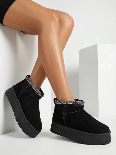 Royalfashion Дамски къси ботуши a'la snow boots Xoalla