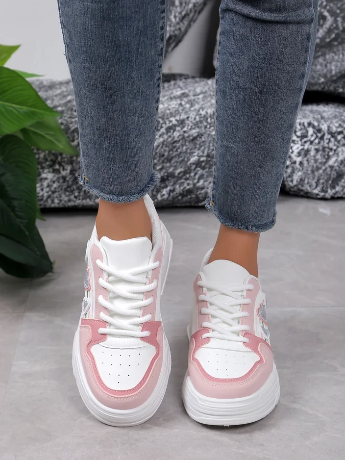 Royalfashion Женски маратонки с блясък Samoles