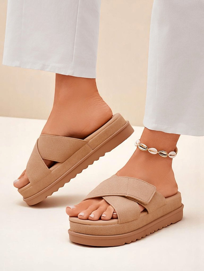 Royalfashion Дамски равни чехли Evre