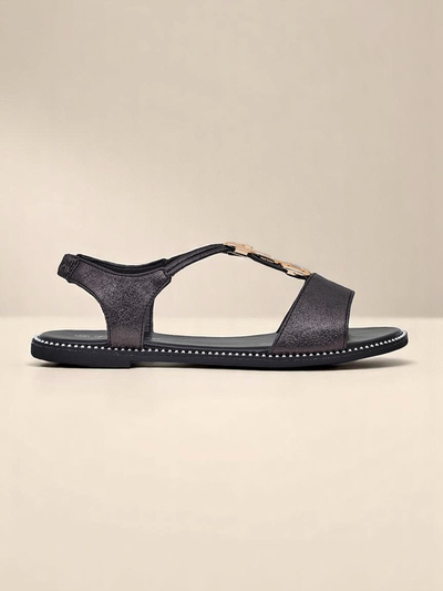 Royalfashion Дамски сандали с декоративни каишки Siena Glow