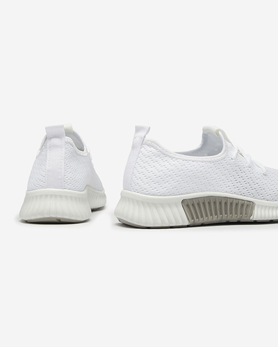 Бели дамски спортни обувки от плат Vobbu- Footwear