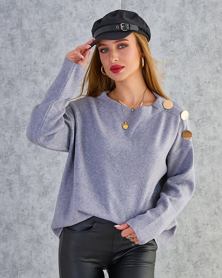 Royalfashion Тънък дамски пуловер с декорации на раменете