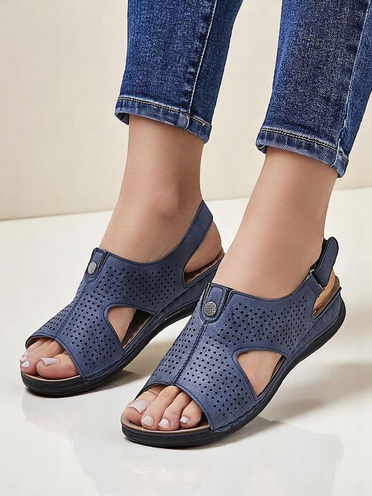 Royalfashion дамски сандали с прорези Leminni