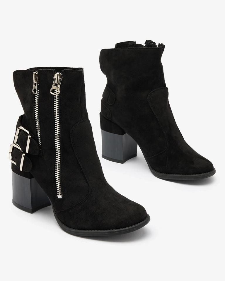 Royalfashion Дамски черни ботуши с украса Feirrgo