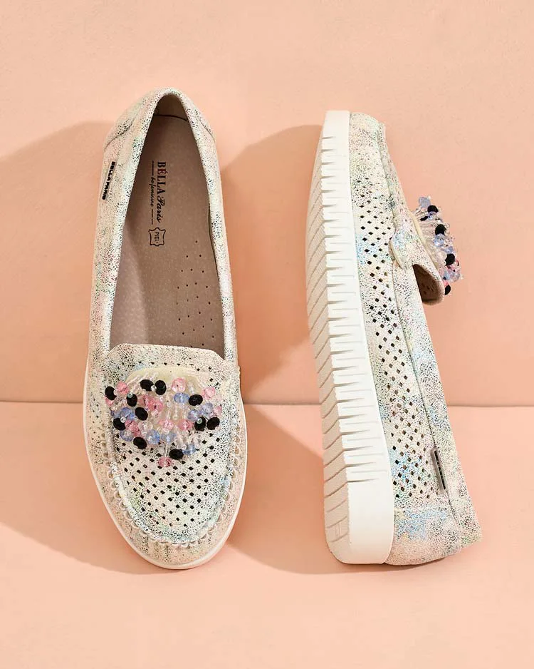 Royalfashion Дамски ажурни мокасини с мъниста Namis