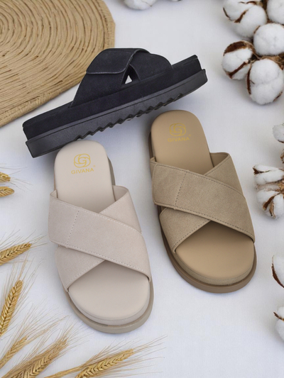 Royalfashion Дамски равни сандали Evre