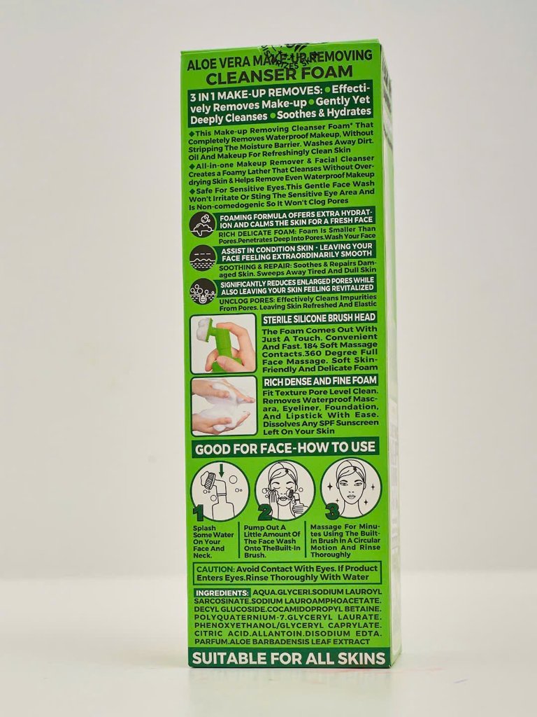 Почистваща и овлажняваща пяна за лице с алое и четка