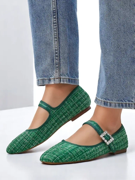 Royalfashion Дамски шпицови балетни обувки с катарама и лента Riffos