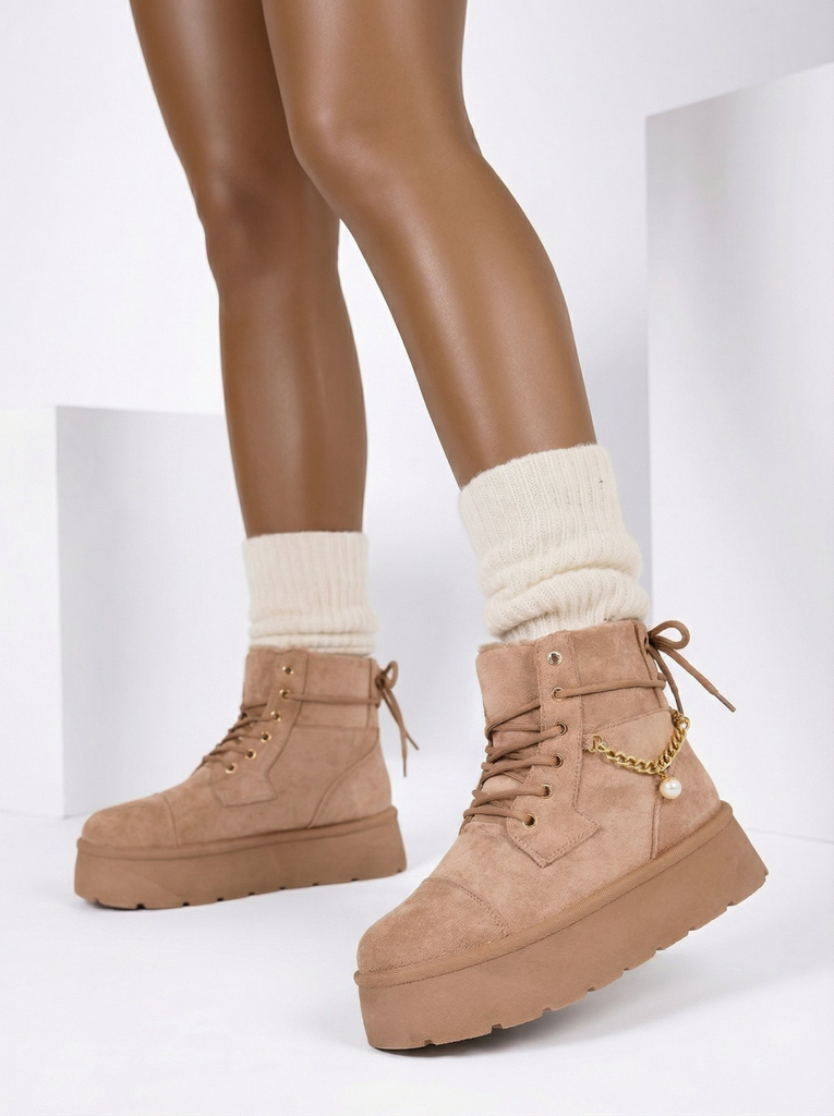 Royalfashion Дамски ботуши с връзки Woruces