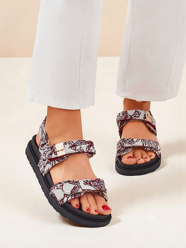 Royalfashion Дамски сандали с принт на Алое