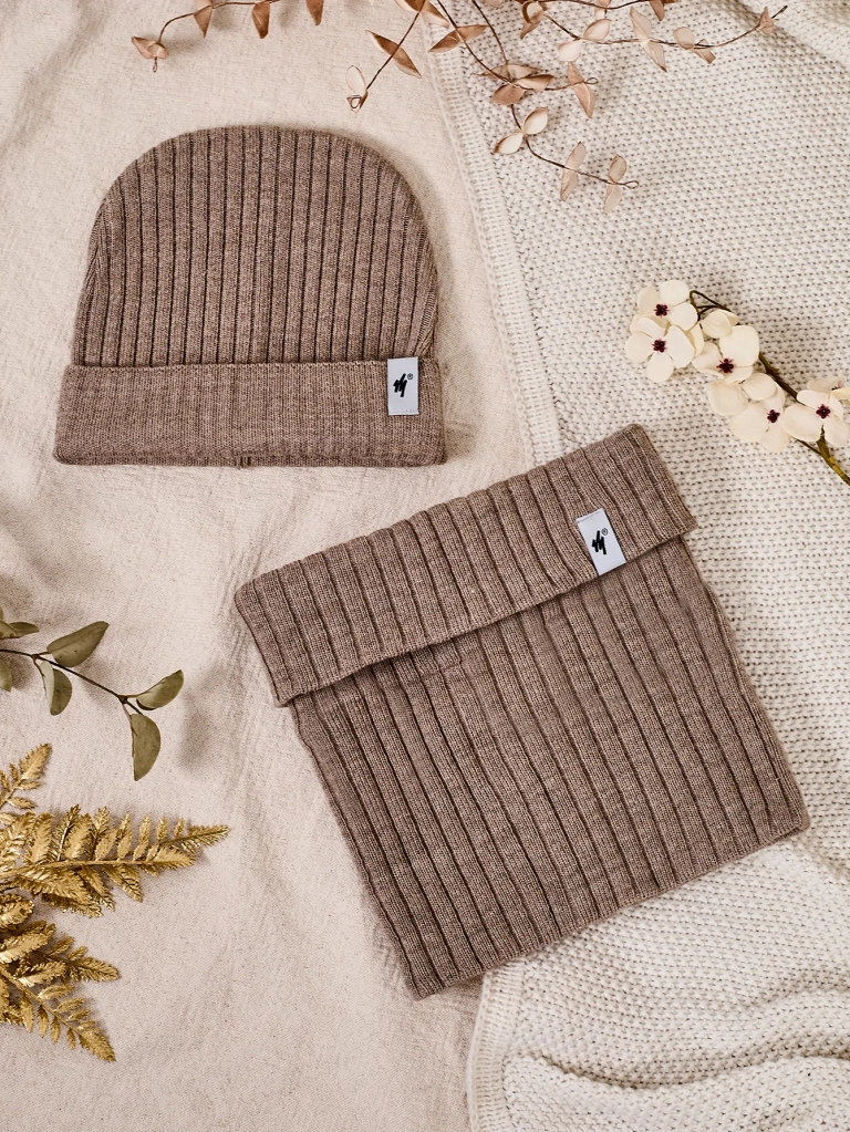 Зимен комплект Royalfashion Universal - шапка с покривало