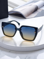 гълъбово сиво || szary