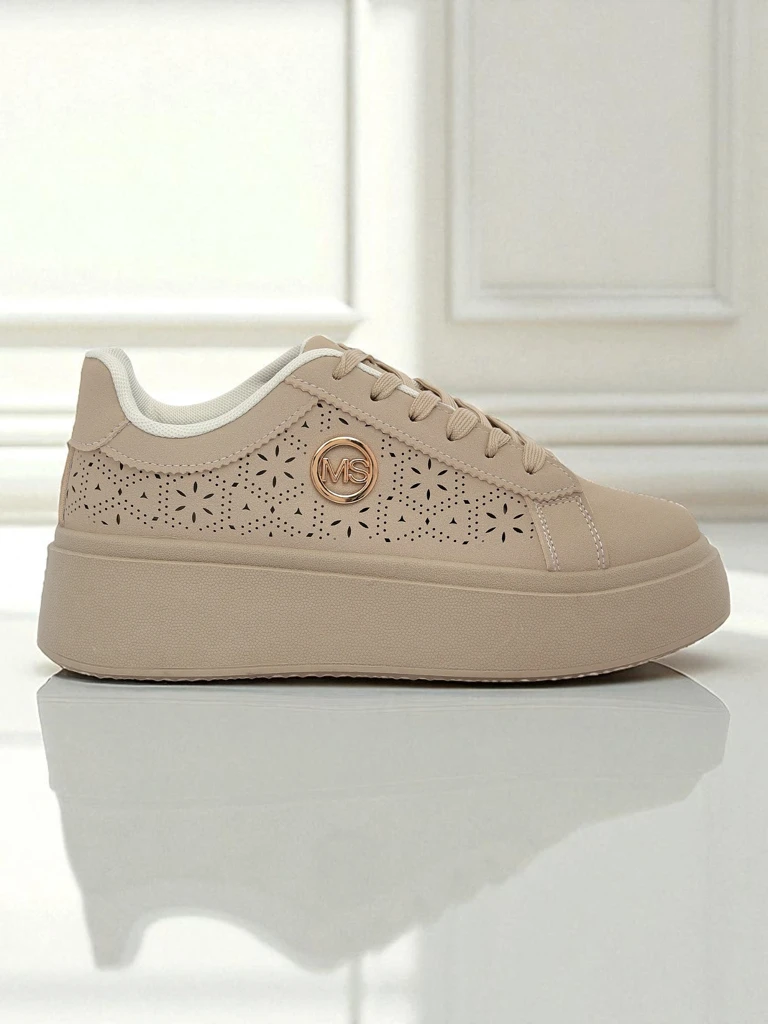 Дамски сникърси платформа Callista Royalfashion екрю еко кожа