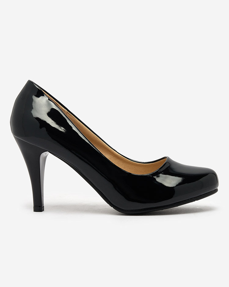 Royalfashion Черни лакирани обувки на ток Degonop