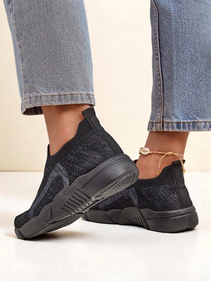 Royalfashion Дамски спортни обувки тип чехли Vena