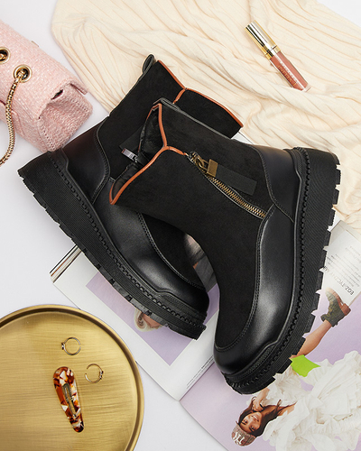 Черни дамски ботуши с плосък ток Mefina- Footwear