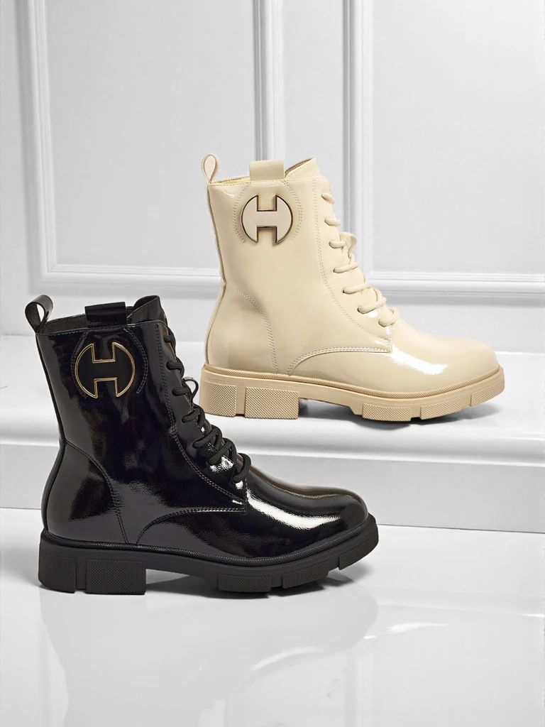 Лакирани дамски боти с връзки Kalen