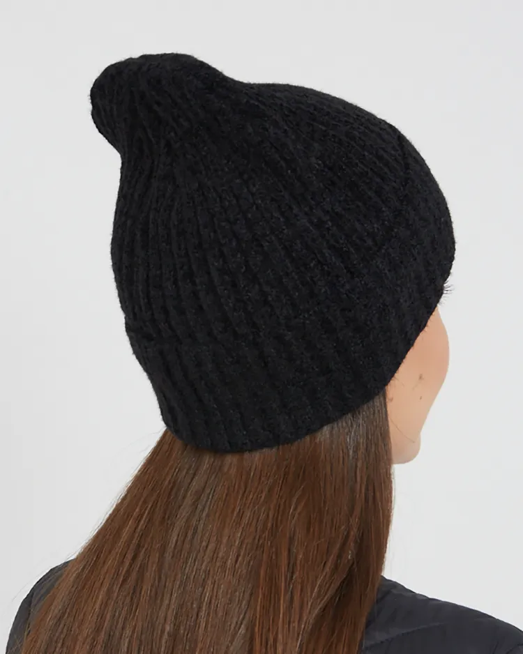 Дамска изолирана шапка на Royalfashion