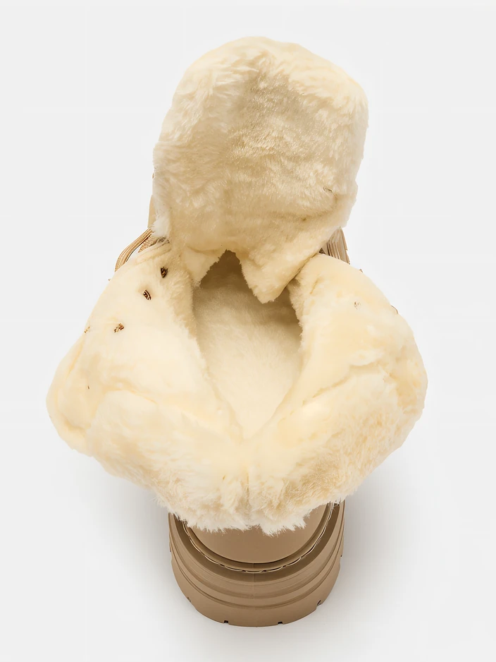 Royalfashion Бежови дамски трапери Develier