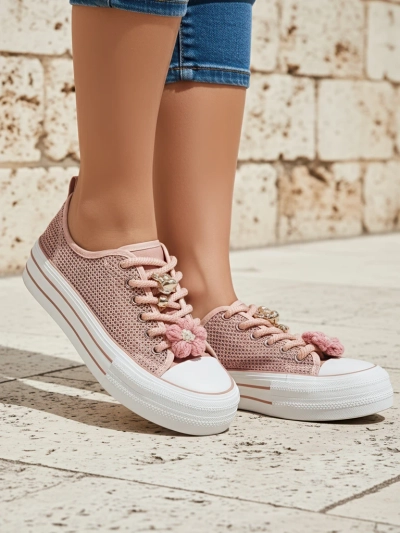 Royalfashion дамски перфориран Sneakers с декорации Osdo