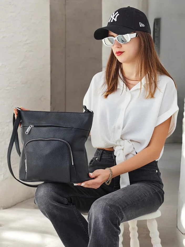 Royalfashion Дамска чанта, изработена от еко-кожа