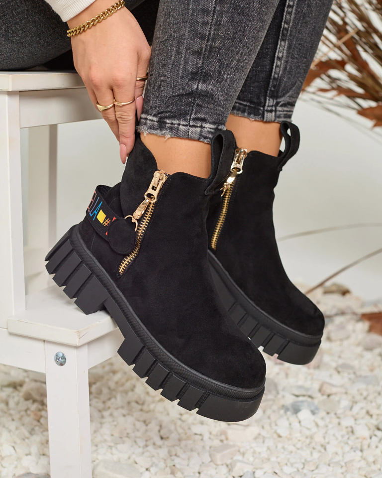 Royalfashion Черни дамски ботуши Poirop от екокожа