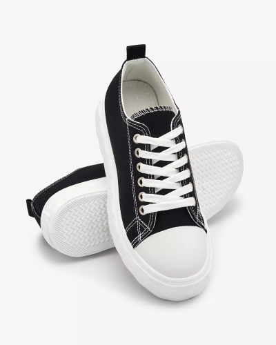 Royalfashion Черни дамски кецове на платформа Merija