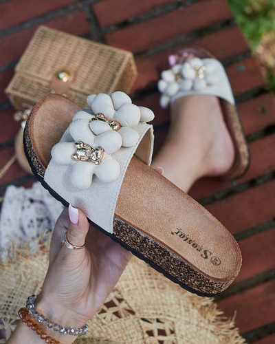 Royalfashion Дамски джапанки със златни мечета и цветя Isaralle