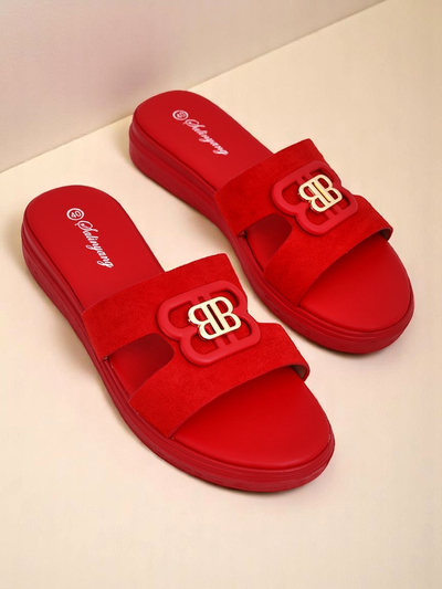 Royalfashion Дамски чехли на плоска подметка ChicStep