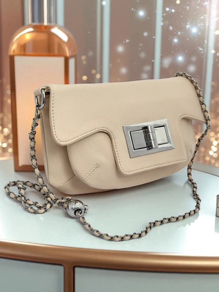 Royalfashion Дамска чантичка тип плик Aurelia Classico