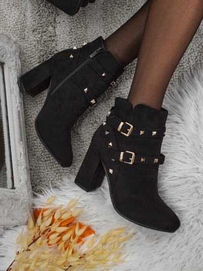 Nova Eleganza Боти на ток със златни елементи