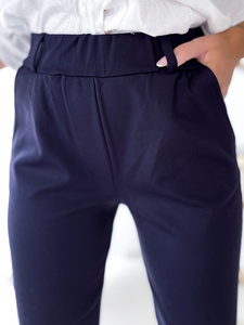 Тъмносиньо