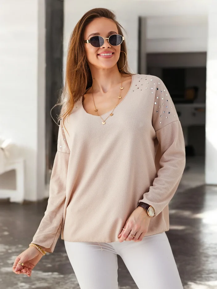 Суитшърт от тънка вискоза Royalfashion за жени с камъчета на раменете