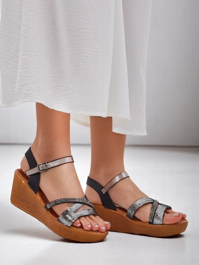 Жени сандали на платформа Royalfashion с кристали и блестящи детайли Eclat