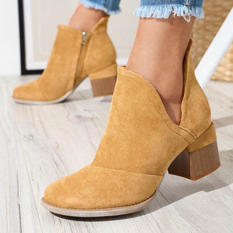 Дамски изолирани дамски боти на карела - Обувки