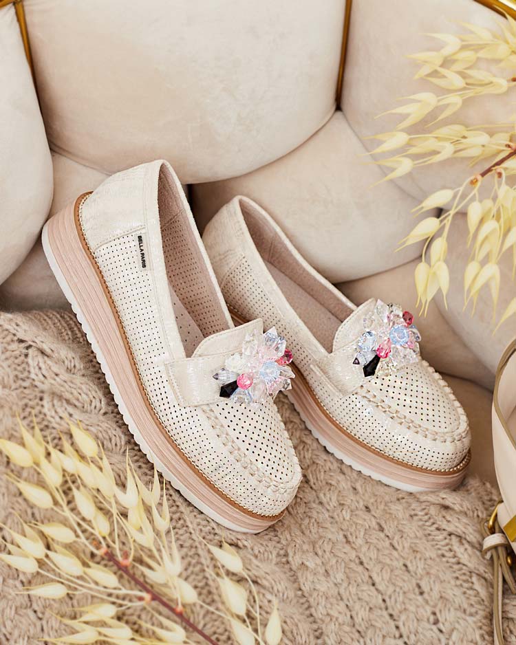 Royalfashion Мокасини с цветни камъни Restea