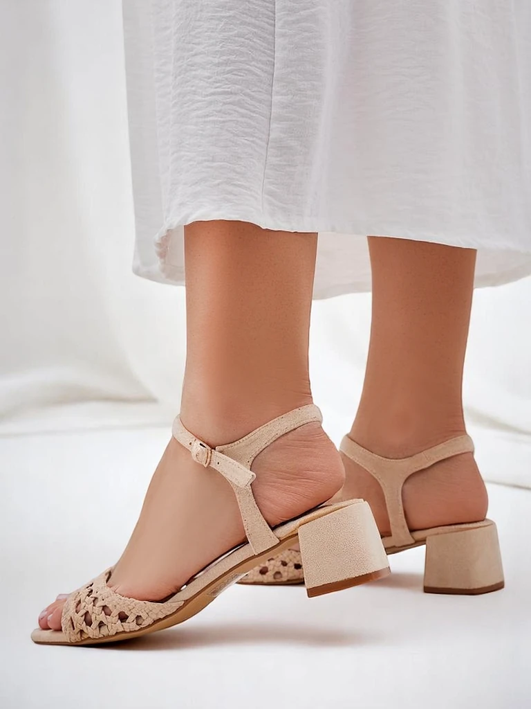 Royalfashion дамски сандали с отворена работа Azopi