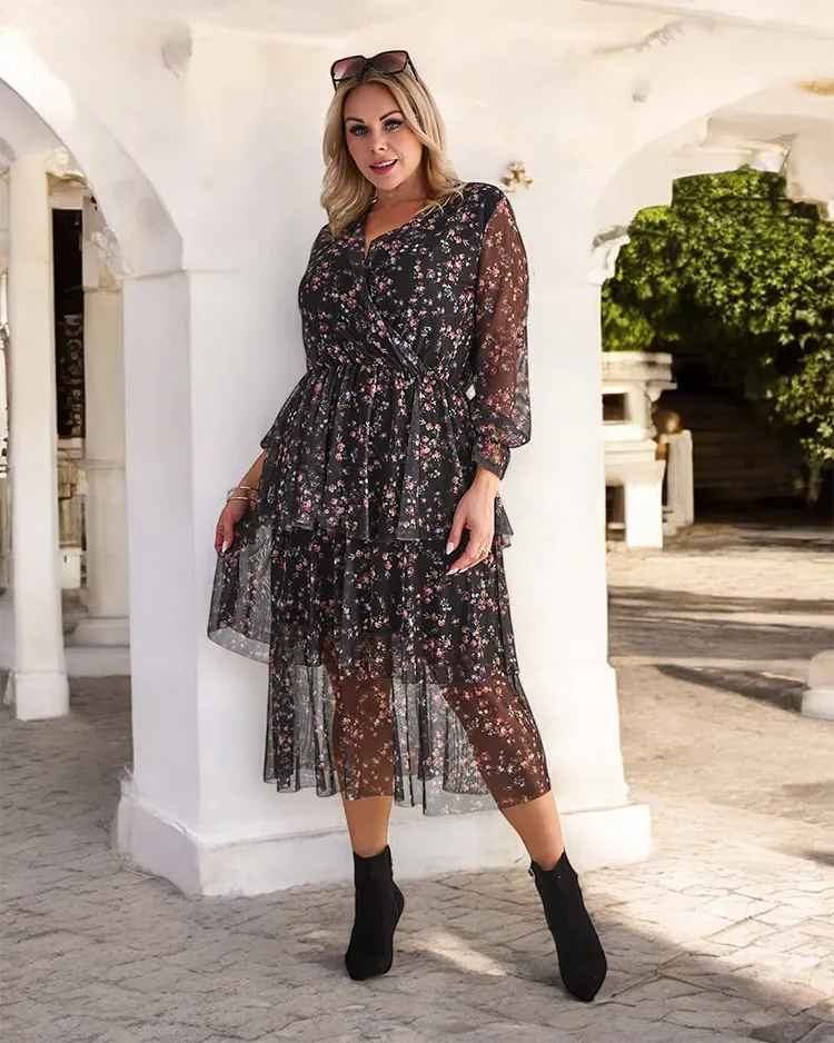 Royalfashion Черно-розова мрежеста миди рокля с принт