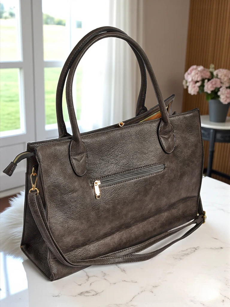 Дамска кожена чанта Etruria Classica Elegante сива 41x31x14 см