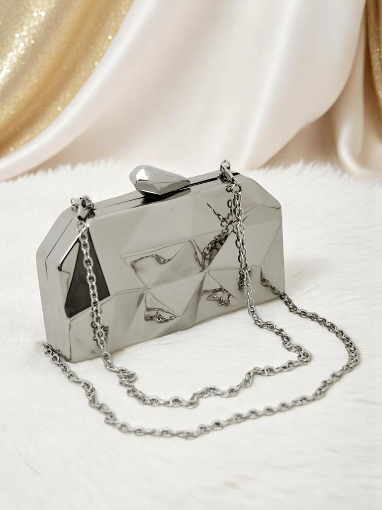 Royalfashion Дамска чантичка тип плик Metal Muse