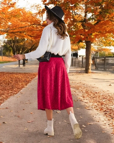 Дамска миди пола на Royalfashion