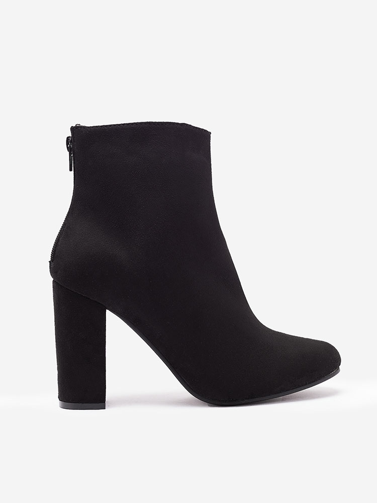 Royalfashion Черни дамски ботуши Reirasa