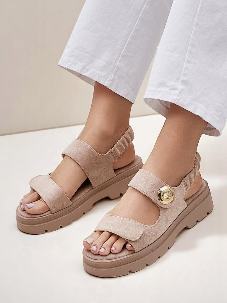Дамски бежови сандали Royalfashion Callista на платформа от велур